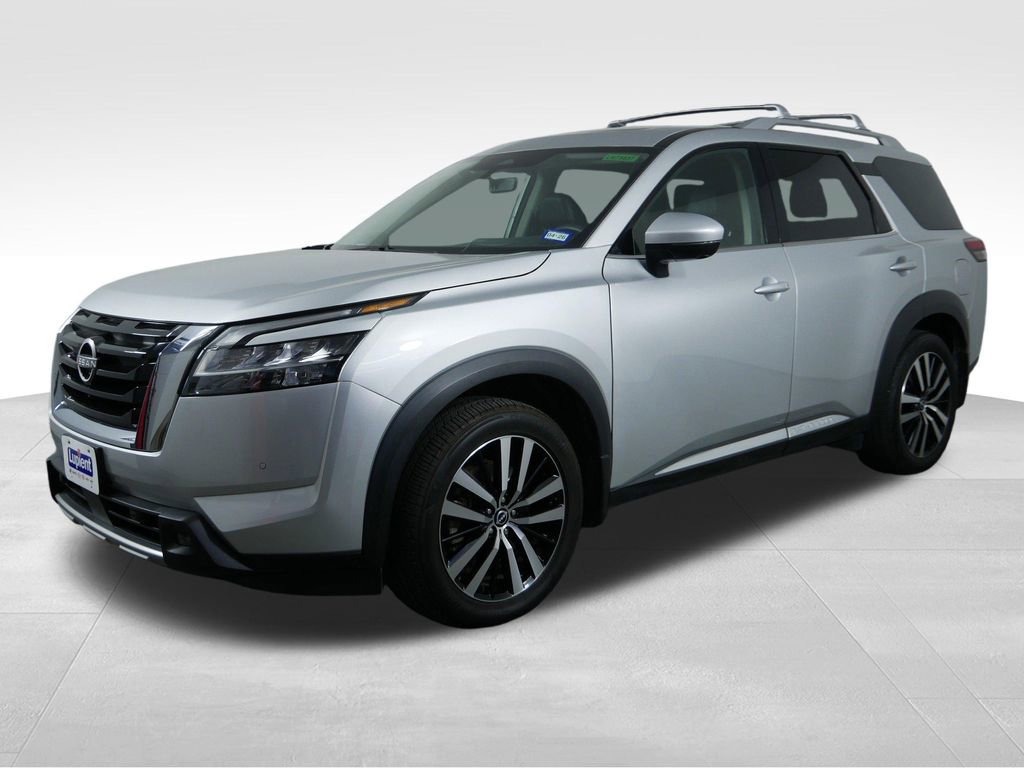 Used 2023 Nissan Pathfinder Platinum w/ Cargo Package AWD/4WD image 5