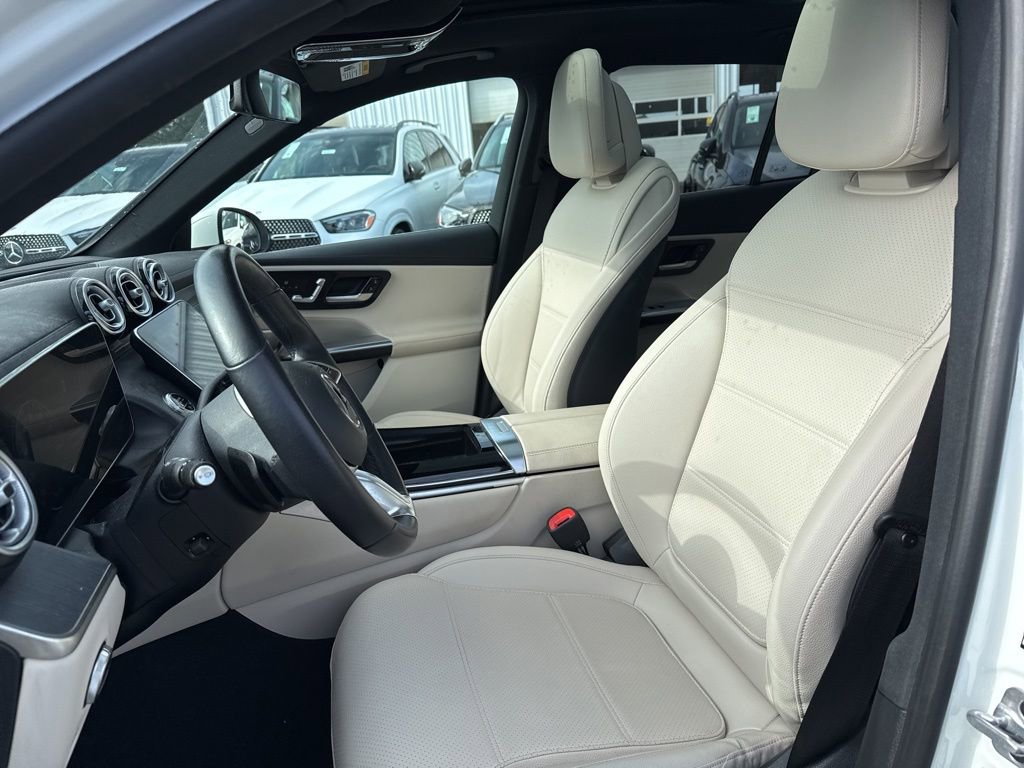 Used 2023 Mercedes-Benz GLC 300 4MATIC image 6
