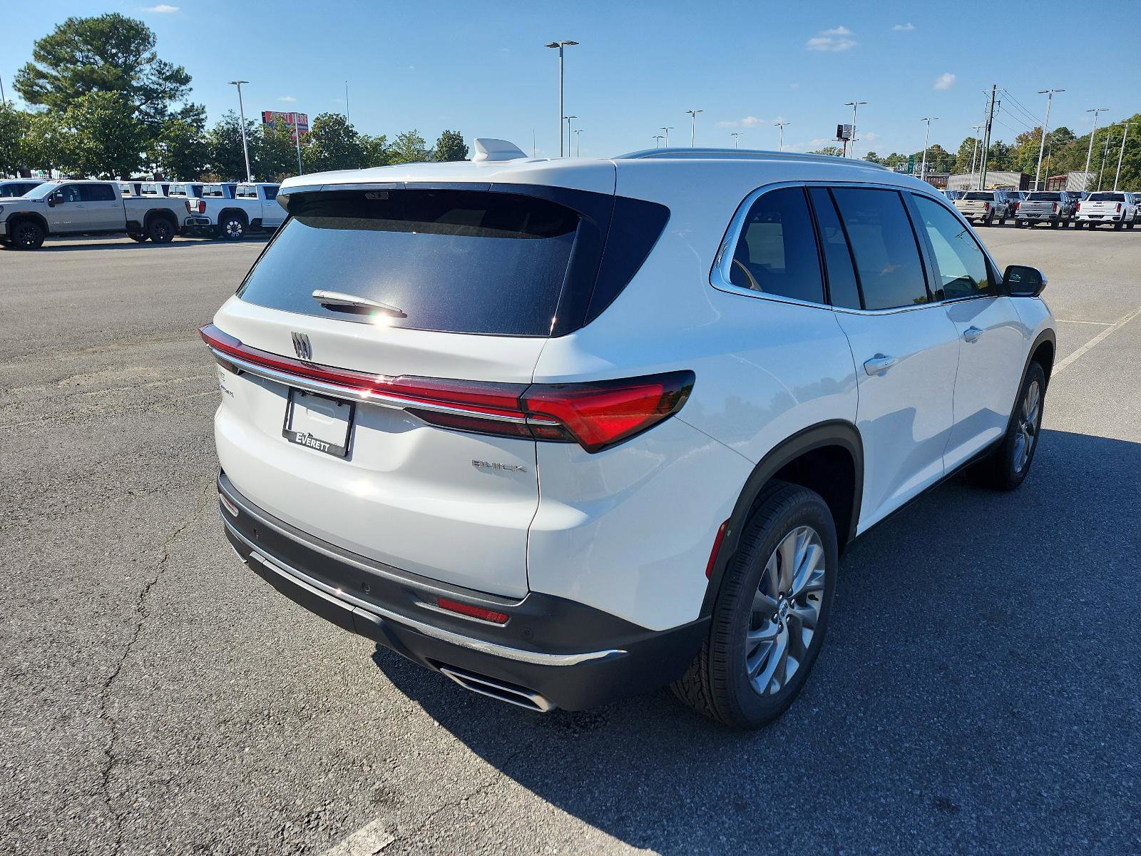 New 2026 Buick Enclave Preferred w/ Power Package image 3