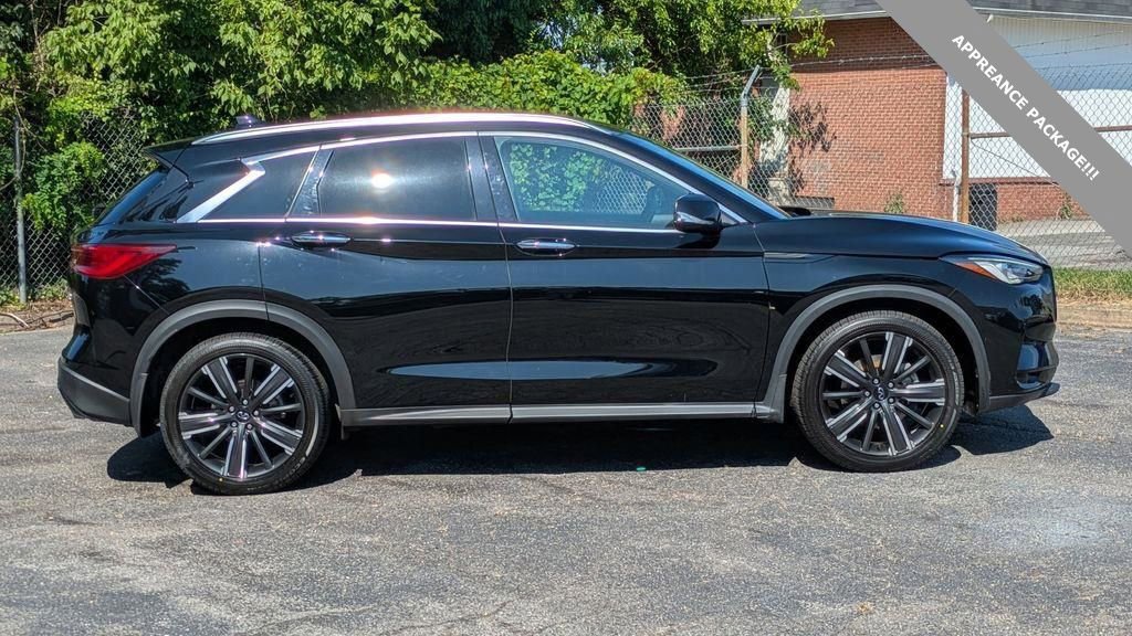 Certified 2022 INFINITI QX50 Luxe w/ Appearance Package image 2