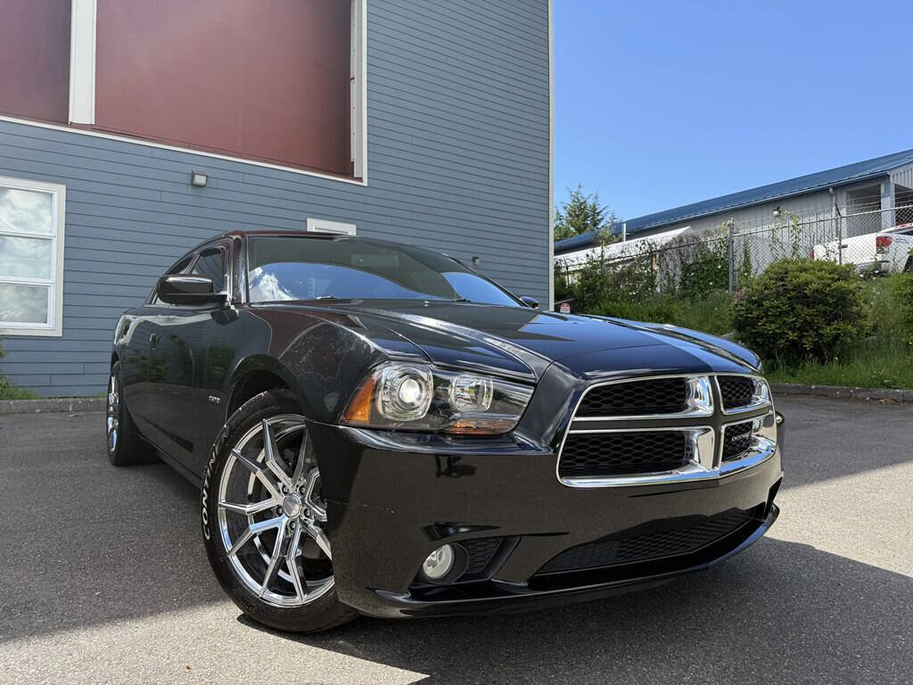 Used 2013 Dodge Charger R/T w/ Wheels & Tunes Group RWD image 1