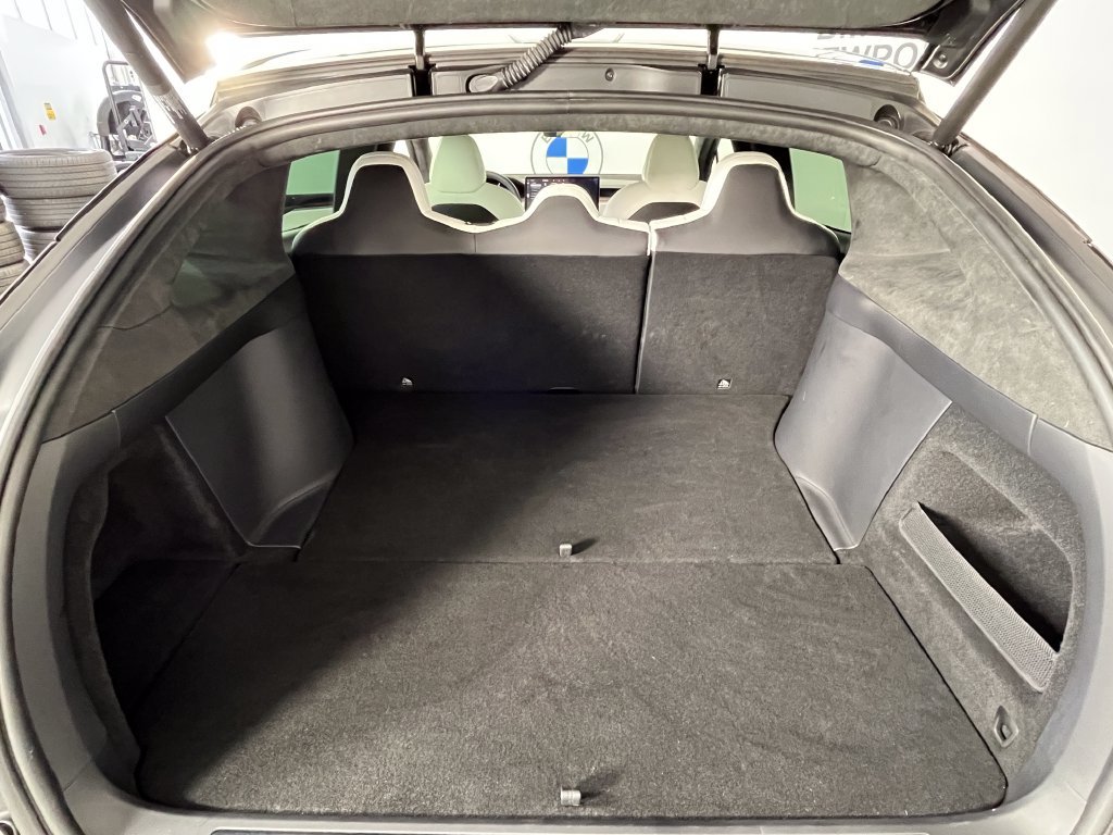 Used 2023 Tesla Model X AWD/4WD image 12
