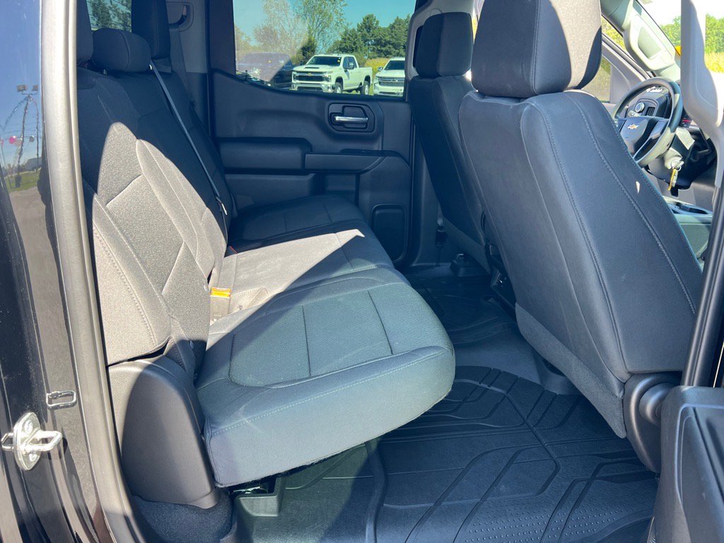 Used 2019 Chevrolet Silverado 1500 Custom w/ Custom Value Package image 27