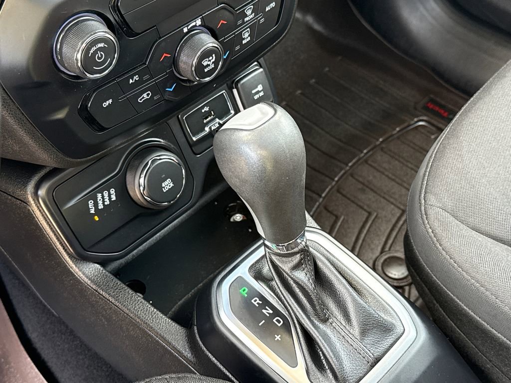 Used 2019 Jeep Renegade Altitude w/ Quick Order Package 2XM image 29