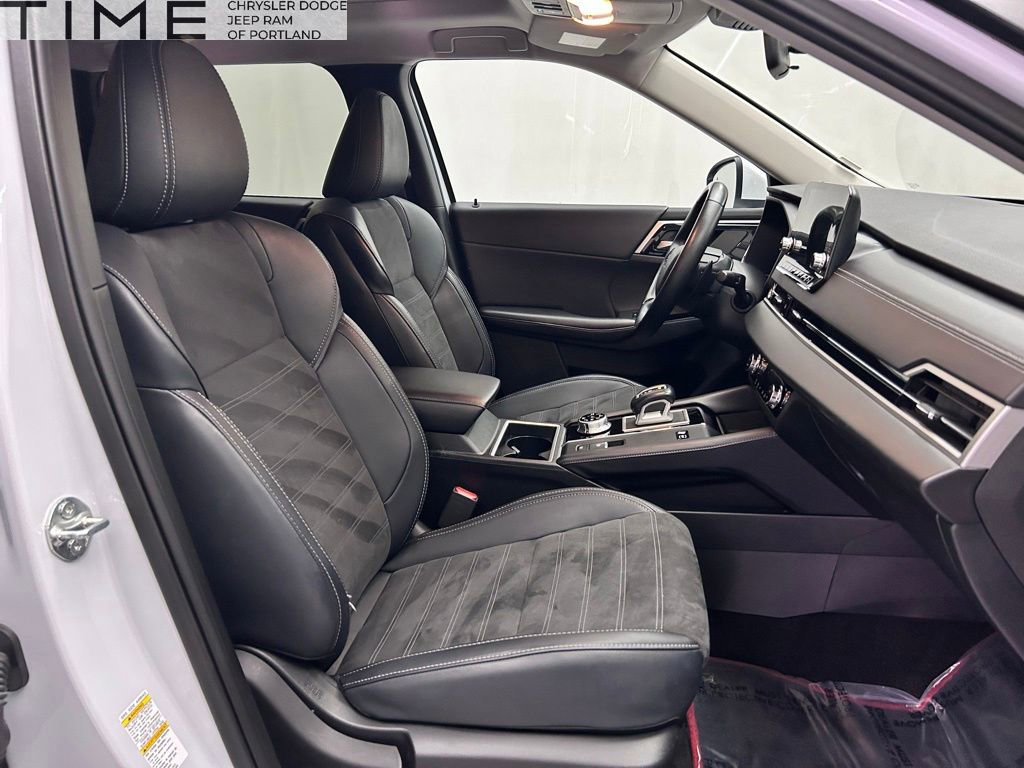 Used 2024 Mitsubishi Outlander Ralliart image 26