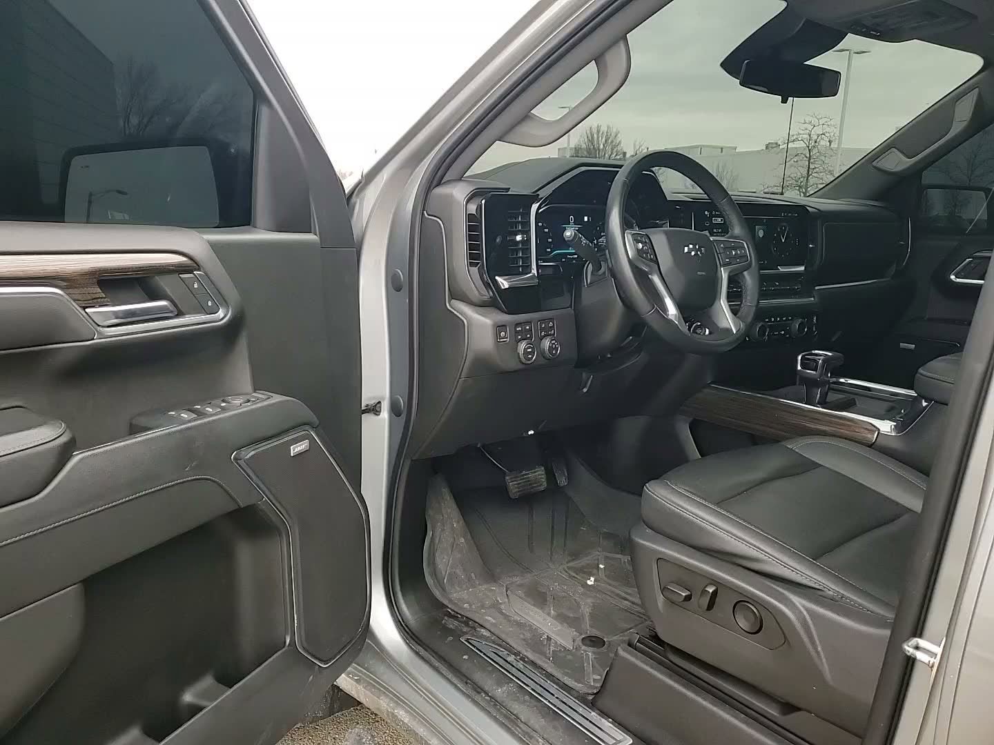 Used 2023 Chevrolet Silverado 1500 RST w/ RST All Star Premium Package image 23