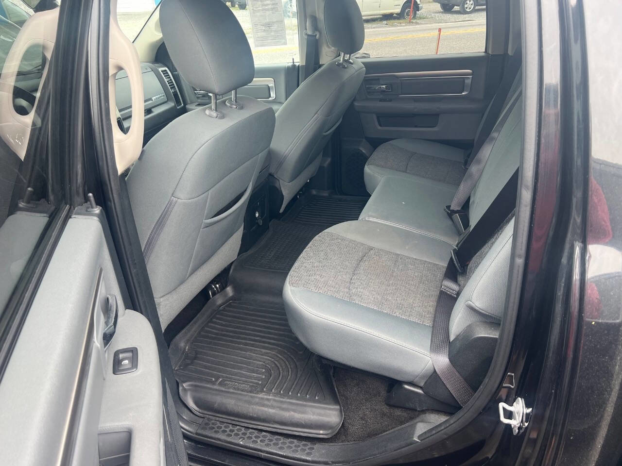 Used 2017 RAM 1500 Big Horn AWD/4WD image 10