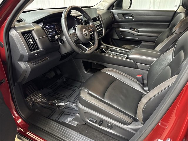 Used 2022 Nissan Pathfinder SL w/ SL Premium Package image 12