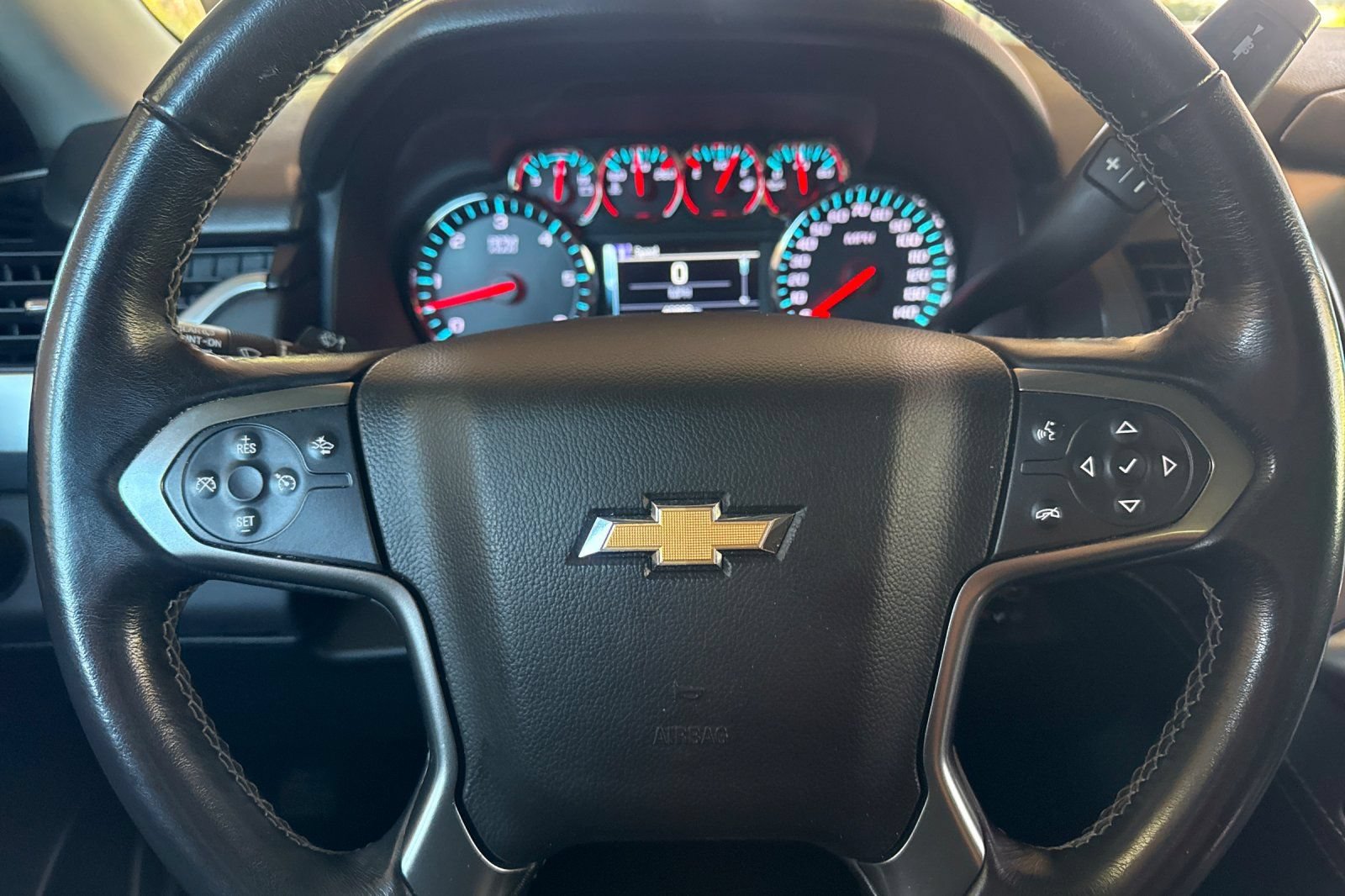 Used 2020 Chevrolet Tahoe LT AWD/4WD image 32
