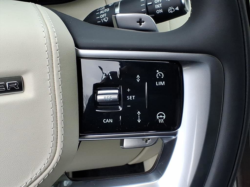 New 2026 Land Rover Range Rover SE image 15