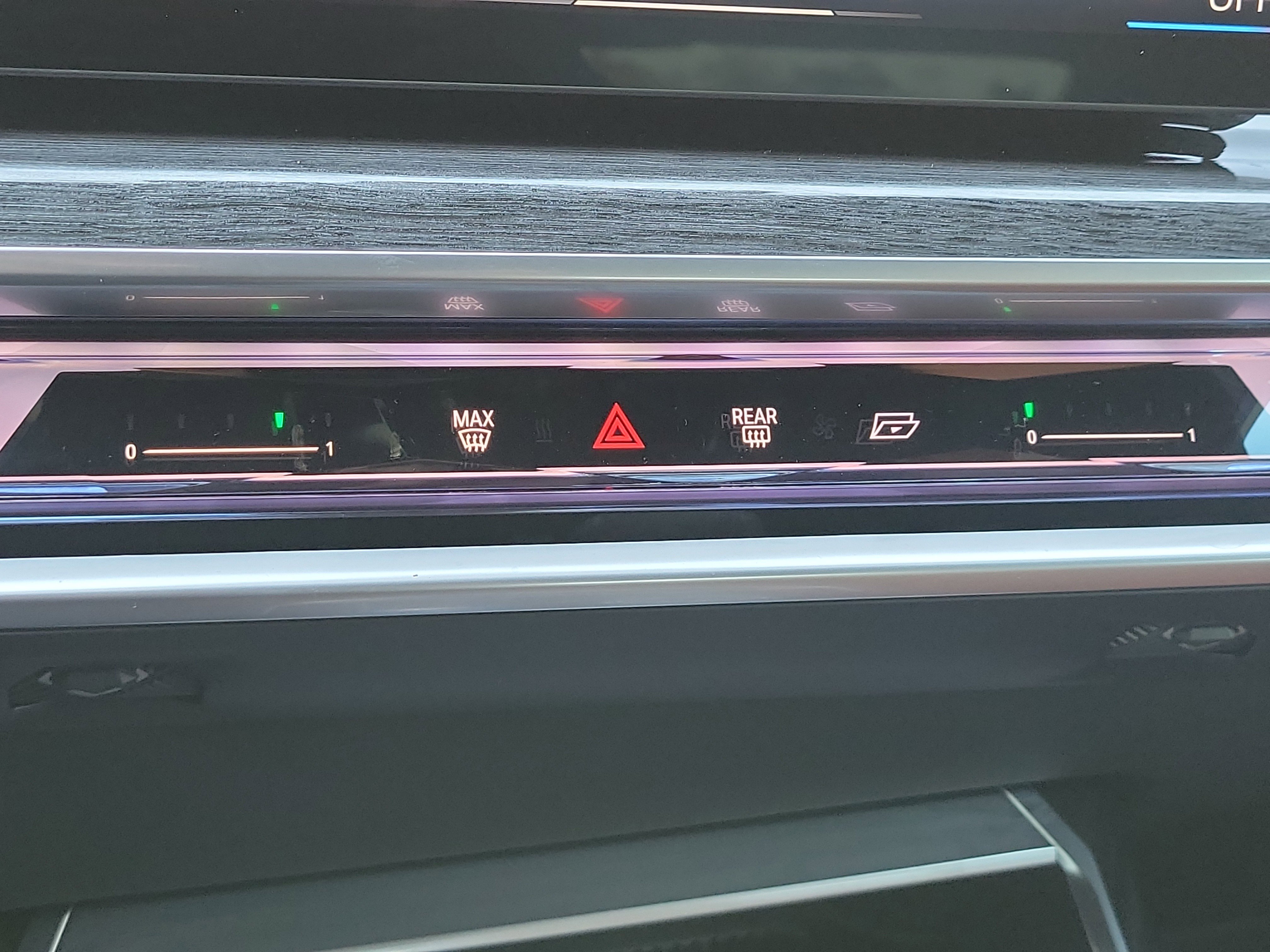 Used 2026 BMW i7 eDrive50 w/ M Sport Package image 34