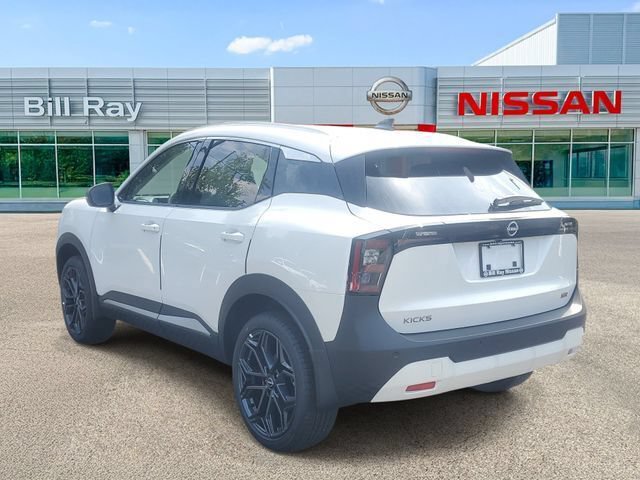 New 2026 Nissan Kicks SR FWD image 3