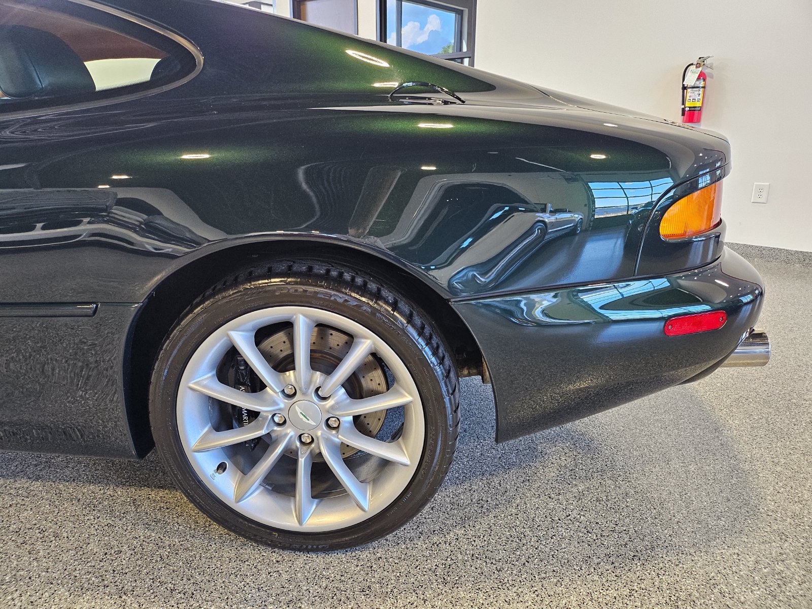 Used 2003 Aston Martin DB7 Vantage RWD image 15