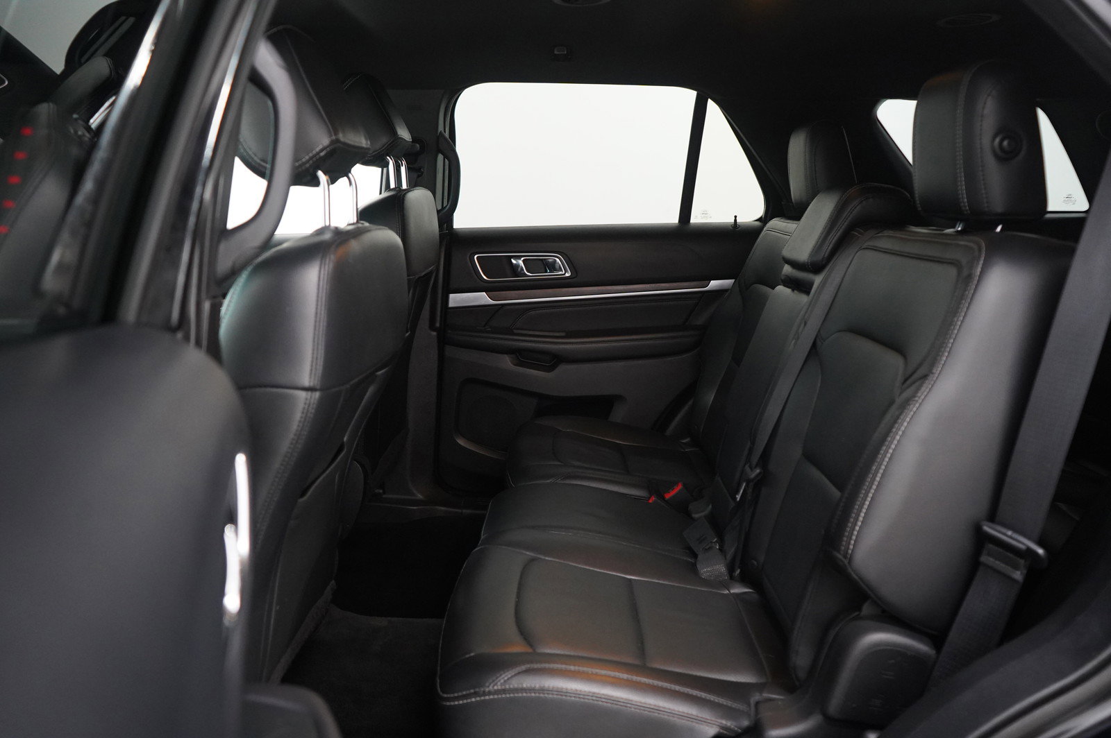 Used 2016 Ford Explorer Limited image 14