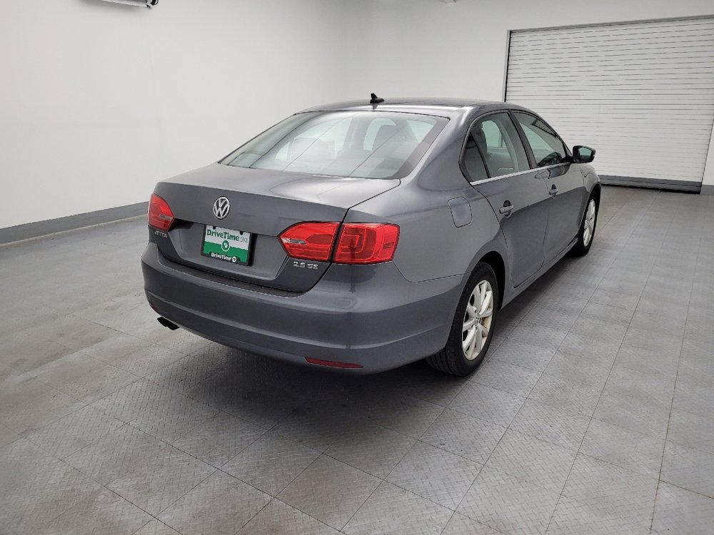 Used 2013 Volkswagen Jetta SE FWD image 9