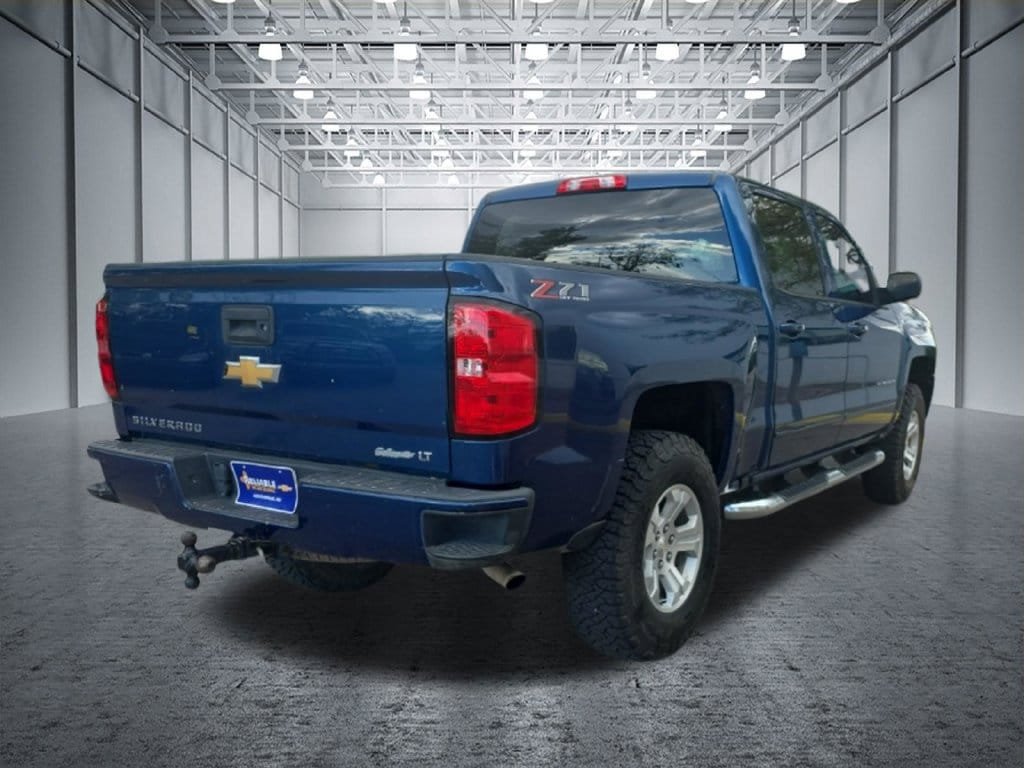 Used 2018 Chevrolet Silverado 1500 LT w/ All Star Edition AWD/4WD image 8