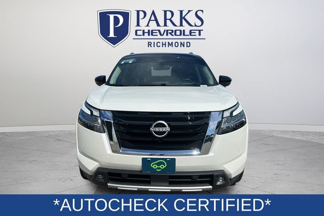 Used 2022 Nissan Pathfinder Platinum w/ Cargo Package image 2