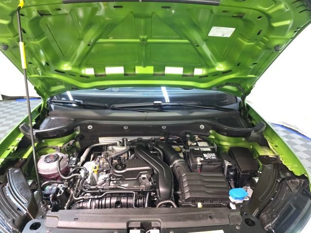 Used 2025 Volkswagen Taos SE image 38