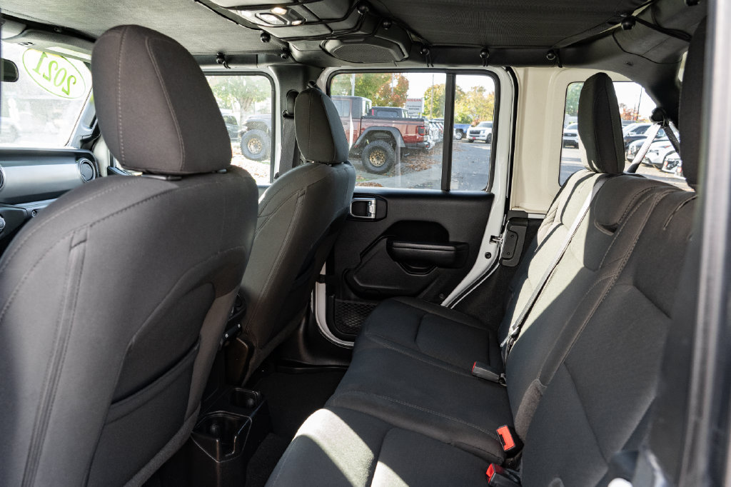 Used 2021 Jeep Wrangler Unlimited Sport AWD/4WD image 25