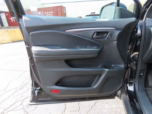 Used 2023 Honda Passport EX-L image 15