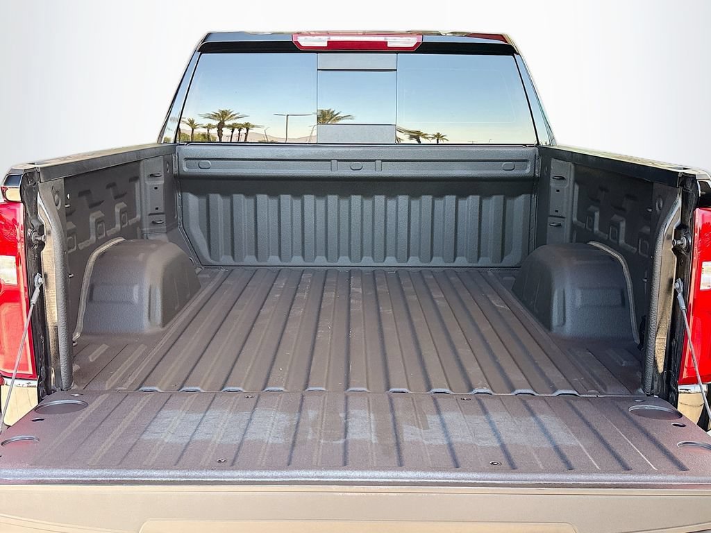 Used 2025 Chevrolet Silverado 1500 LT Trail Boss w/ Convenience Package II AWD/4WD image 27