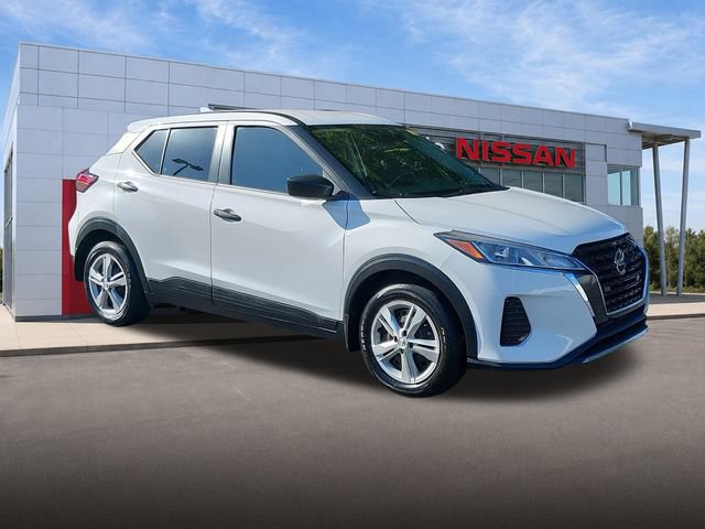 Certified 2021 Nissan Kicks S FWD image 1