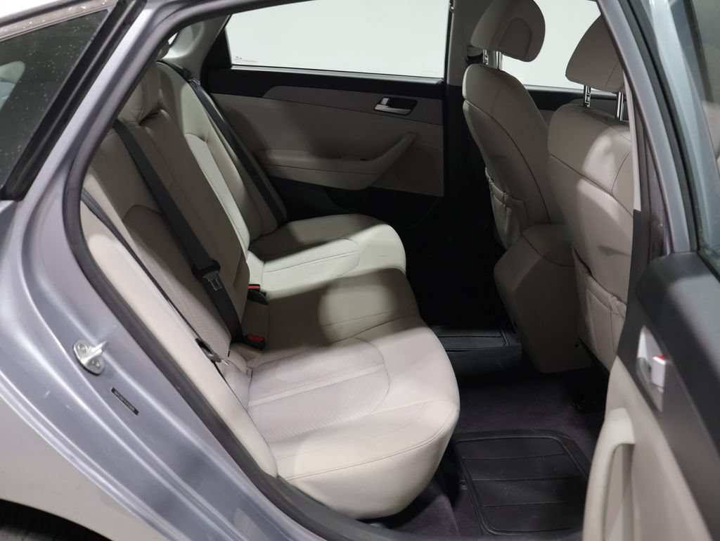 Used 2015 Hyundai Sonata SE FWD image 20