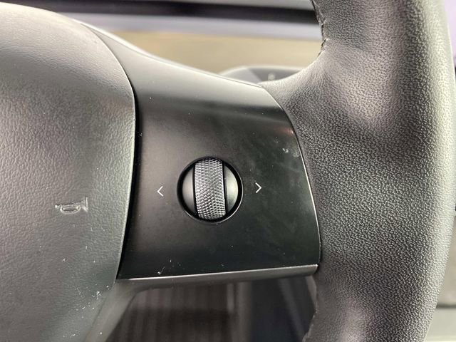 Used 2023 Tesla Model Y Long Range image 16