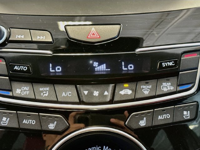 Used 2024 Acura RDX w/ Advance Package AWD/4WD image 16