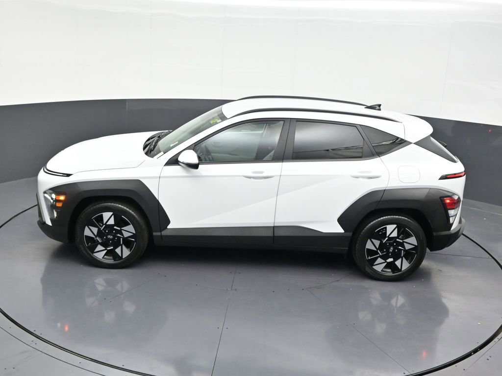 Used 2024 Hyundai Kona SEL w/ Convenience Package FWD image 17