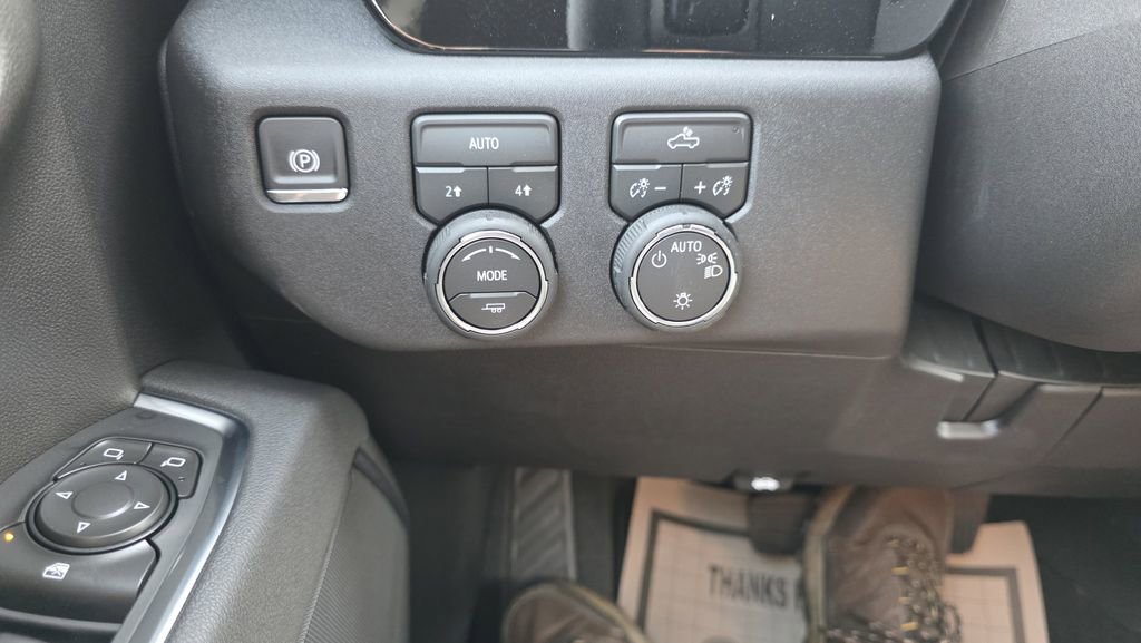 New 2026 Chevrolet Silverado 1500 LT image 19