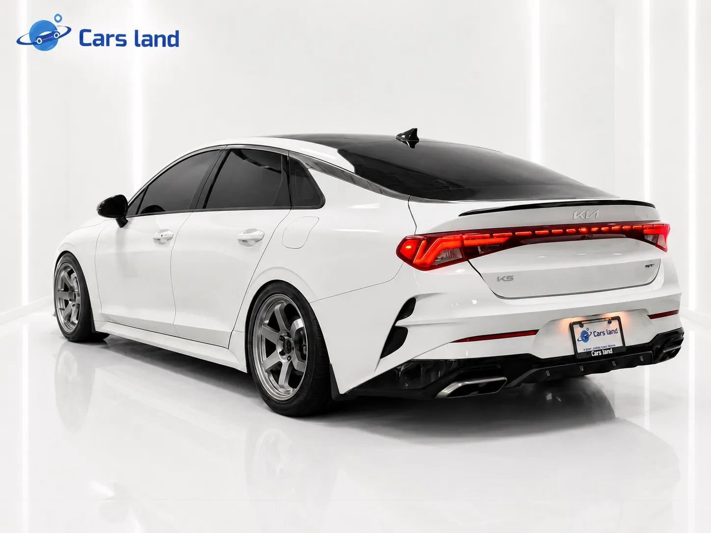 Used 2023 Kia K5 GT-Line AWD/4WD image 4