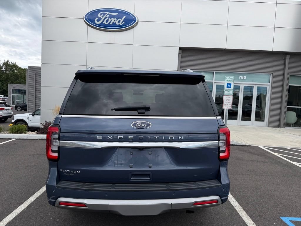 Used 2022 Ford Expedition Platinum AWD/4WD image 9