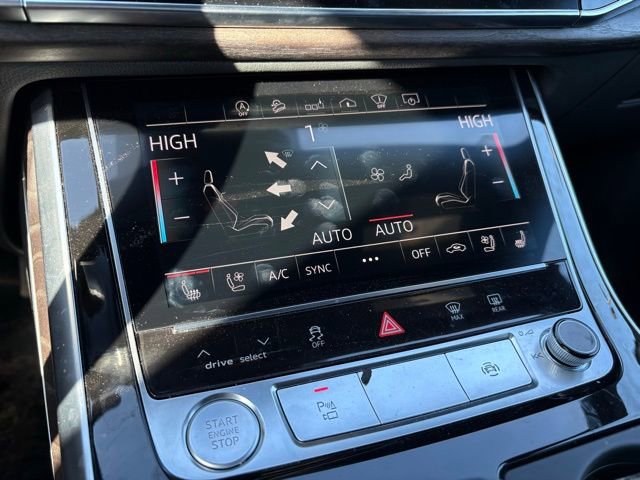 Used 2020 Audi Q8 Prestige image 35