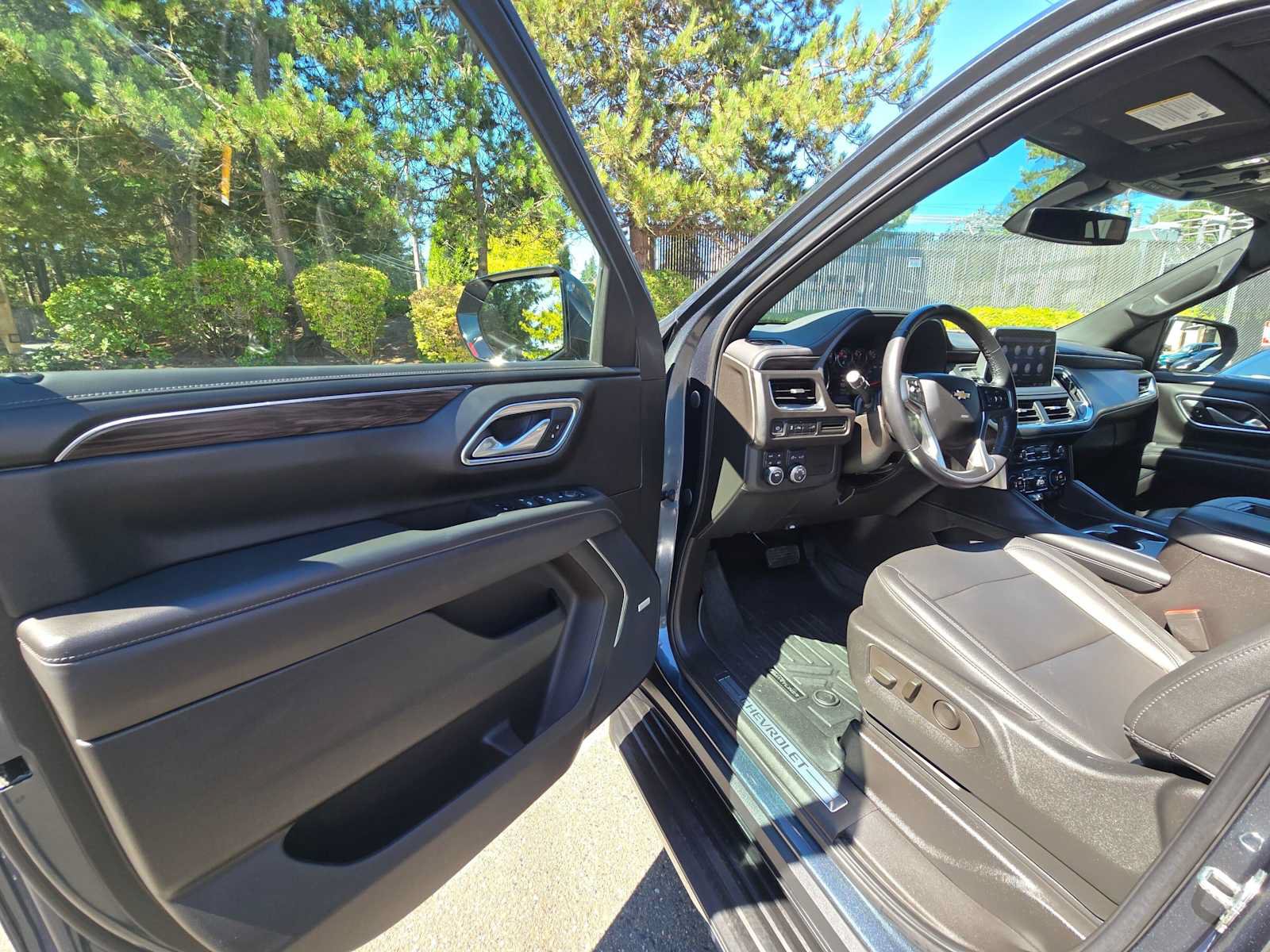 Used 2021 Chevrolet Tahoe LT AWD/4WD image 20