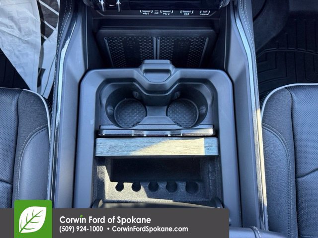 Used 2025 RAM 3500 Limited AWD/4WD image 31
