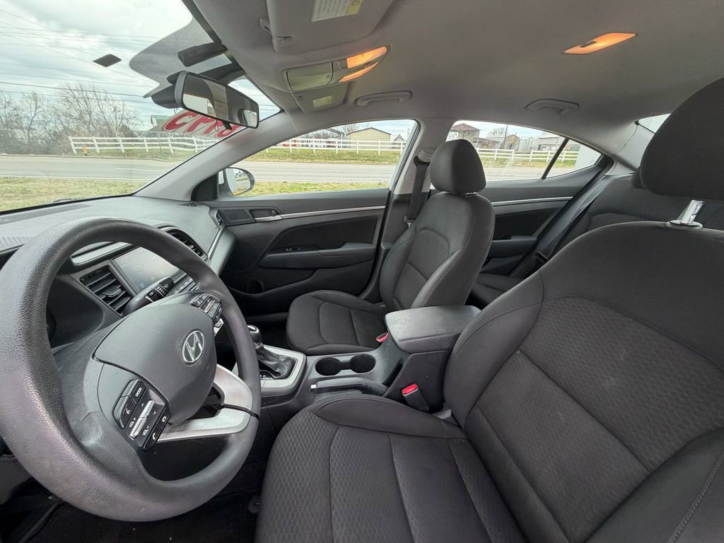 Used 2020 Hyundai Elantra SEL w/ Cargo Package (C1) image 10
