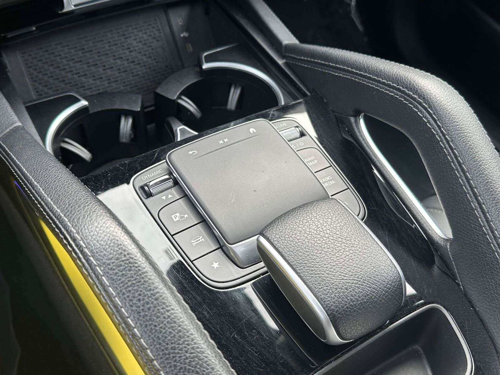 Used 2024 Mercedes-Benz GLE 450e GLE 450e Plug-In Hybrid 4MATIC image 32