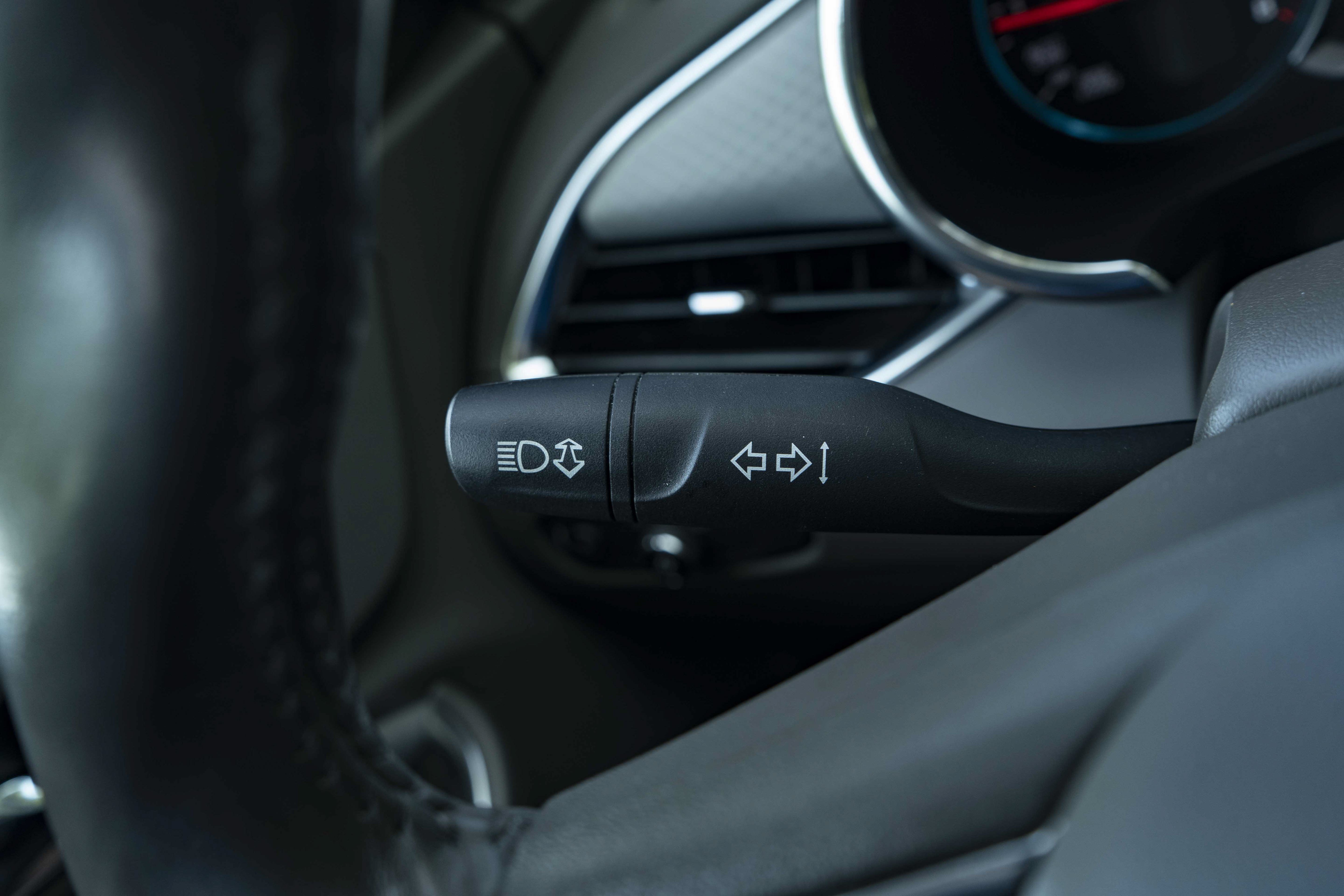 Used 2017 Chevrolet Malibu LT FWD image 23