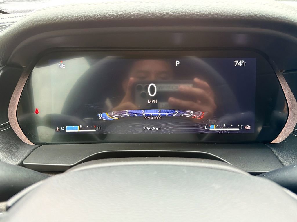 Used 2023 Jeep Grand Cherokee Limited w/ Luxury Tech Group II RWD image 40