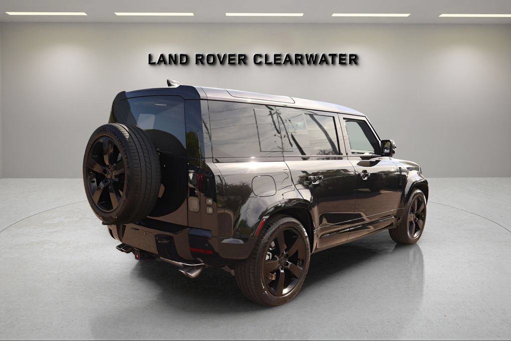 New 2026 Land Rover Defender 110 X-Dynamic SE AWD/4WD image 5