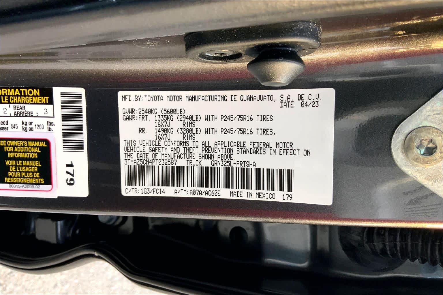 Used 2023 Toyota Tacoma SR5 RWD image 33
