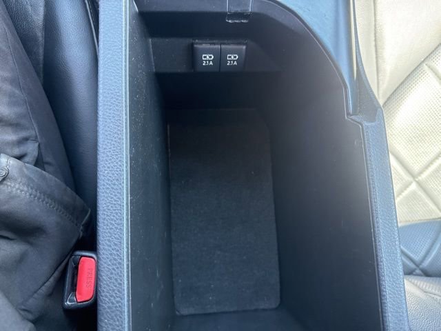 Used 2018 Toyota Camry XLE image 28