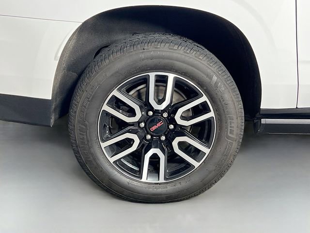 Used 2023 GMC Yukon XL AT4 w/ Technology Package AWD/4WD image 40