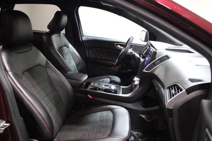 Used 2021 Ford Edge ST-Line image 23