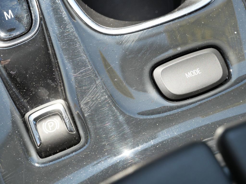 Used 2022 Buick Envision Essence w/ Sport Touring Package AWD/4WD image 49