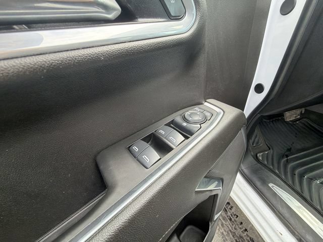 Certified 2025 Chevrolet Silverado 1500 LT AWD/4WD image 24
