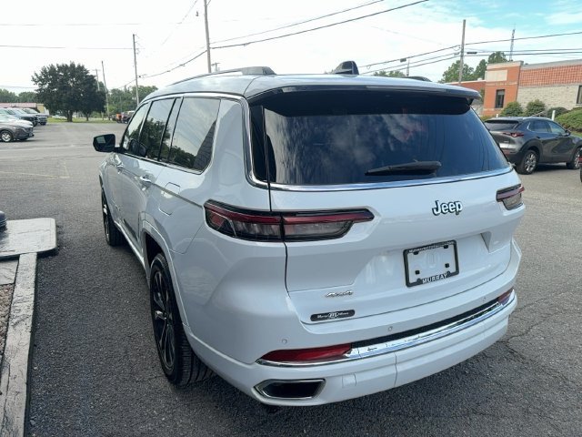 Used 2023 Jeep Grand Cherokee L Overland AWD/4WD image 6