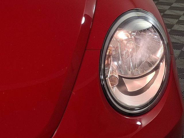 Used 2019 Volkswagen Beetle 2.0T S FWD image 12