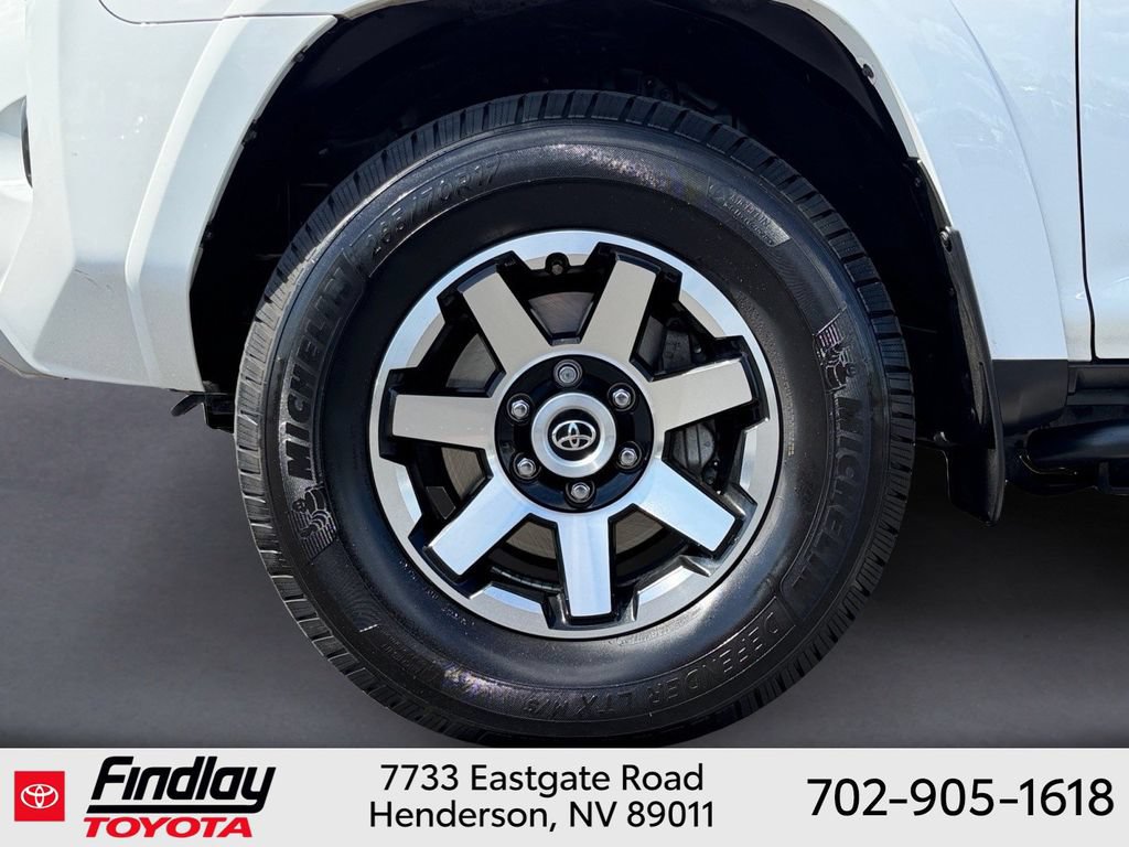 Certified 2019 Toyota 4Runner TRD Off-Road AWD/4WD image 12